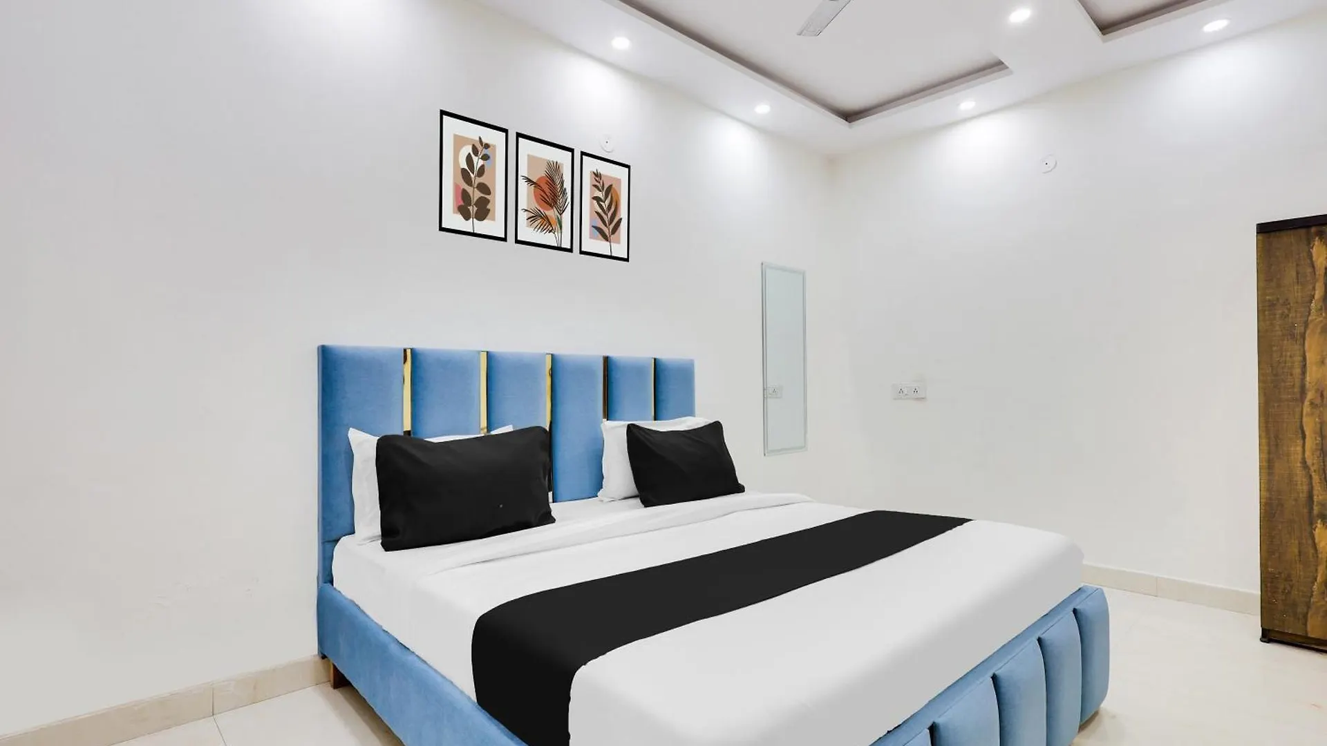 Hotel O Asp Royal Residency Delhi